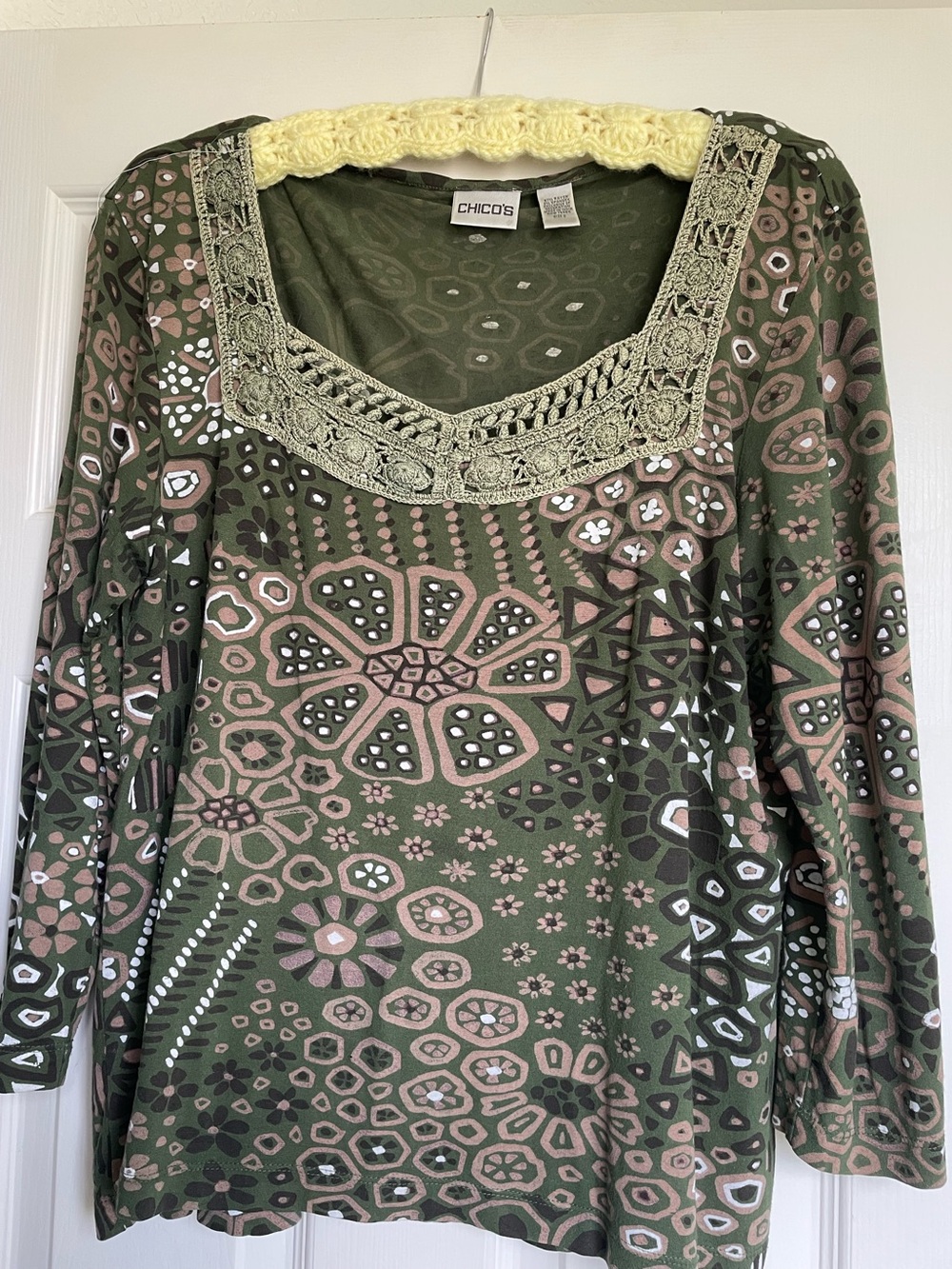 Chico's Forest Green Abstract Print. 3/4  Sleeves with Crochet Neckline.